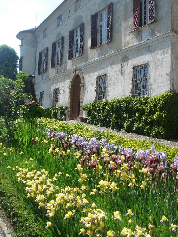 Castello Di Rocca Grimalda Guest House Exterior photo